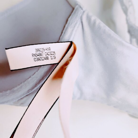 Victoria's Secret Bra Push Up Padded Comfy Front Close Lace Racer Gray Blue 32C - Picture 13 of 16